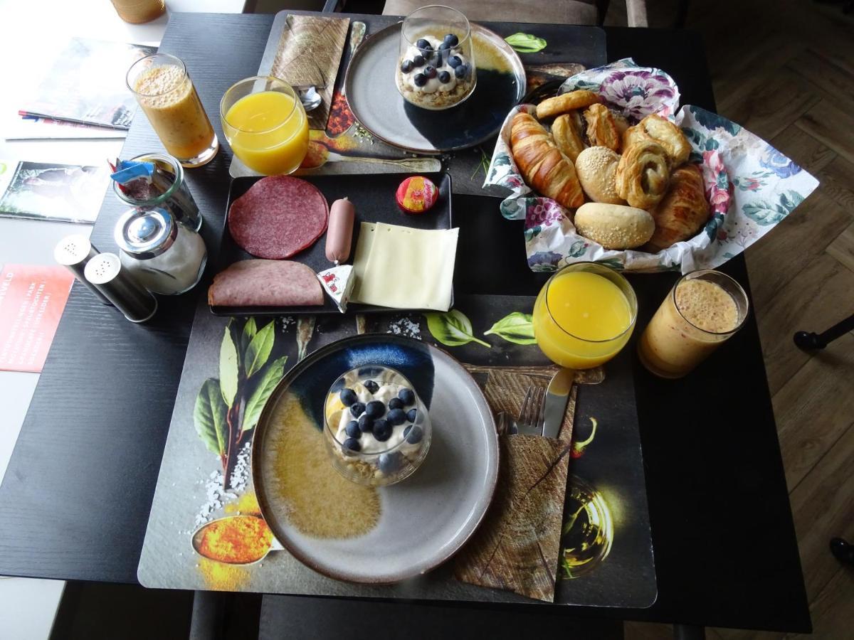 B & B De Elsterberg Elst  ภายนอก รูปภาพ
